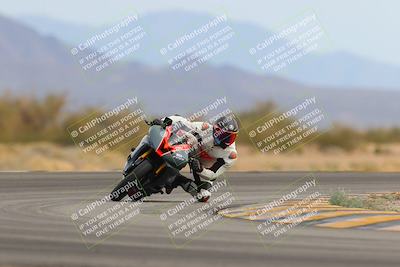 media/Jan-15-2023-SoCal Trackdays (Sun) [[c1237a034a]]/Turn 15 (1pm)/